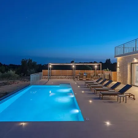 Brand New Kefalonia Stone - Trapezaki Tranquility *