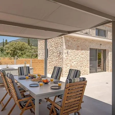 Вилла Brand New Kefalonia Stone - Trapezaki Tranquility *